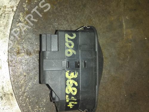 Used Right front window switch Right front window switch PEUGEOT 206 Hatchback (2A/C) 1.4 HDi eco 70 (68 hp) 34600445 34600445