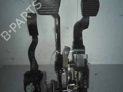 Pedal Pedal PEUGEOT 208 I (CA_, CC_) 1.2 VTI 82 (82 hp) 34602373 34602373