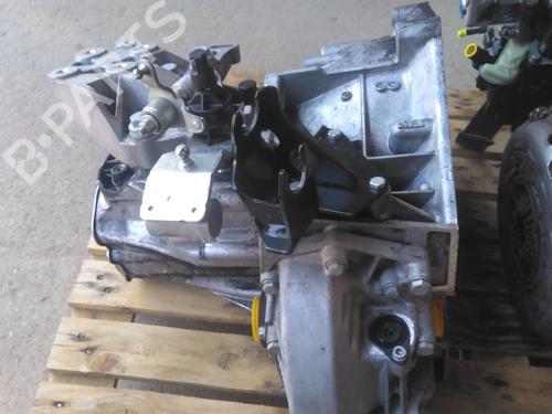 Used Gearbox Gearbox PEUGEOT BOXER Van 2.2 BlueHDi 140 (140 hp) 36479337 36479337