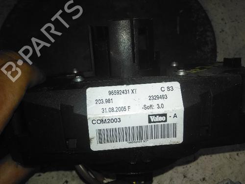 Steering column stalk PEUGEOT 407 (6D_) 2.0 HDi 135 (6DRHRH, 6DRHRE, 6DRHRG, 6DRHRJ) | BP27075673I23 