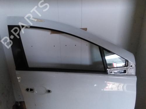 right-front-door-renault-zoe-hatchback-van-bfm_-2019-37998718 main image