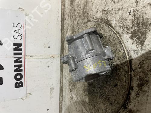 tailgate-renault-trafic-ii-bus-jl-2001-34593096 main image