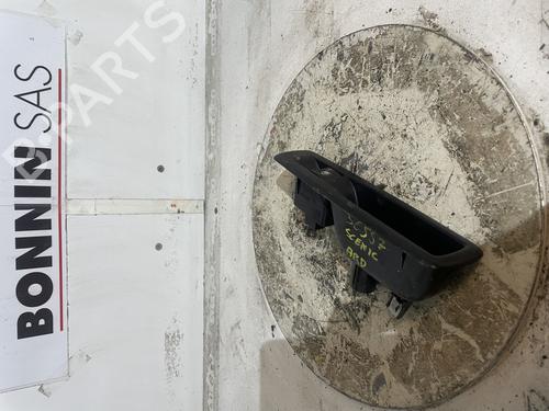 Mando elevalunas trasera derecho Mando elevalunas trasera derecho RENAULT SCÉNIC III (JZ0/1_) 1.5 dCi (106 hp) 34590364 34590364