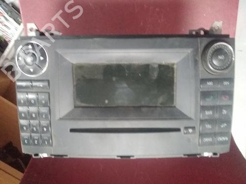 Used Radio Radio MERCEDES-BENZ A-CLASS (W169) A 160 CDI (169.006, 169.306) (82 hp) 34588437 34588437