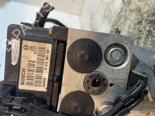 Pompe ABS RENAULT CLIO II (BB_, CB_) 1.5 dCi (B/CB07) (65 hp) 22784200