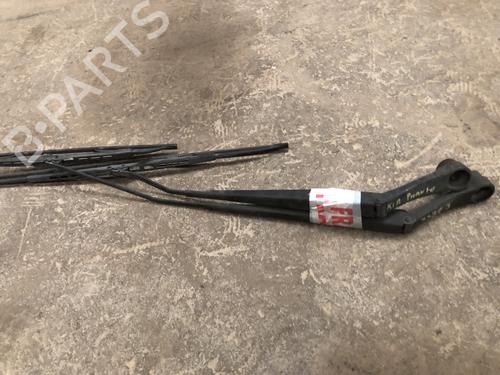 Used Front windshield wiper arm Front windshield wiper arm KIA PICANTO I (SA) 1.0 (63 hp) 34589413 34589413
