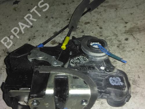 Serratura anteriore destra Serratura anteriore destra TOYOTA COROLLA Verso (ZER_, ZZE12_, R1_) 2.2 D-4D (AUR10_, AUR10R) (136 hp) 34603225 34603225