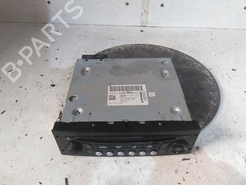 radio-renault-clio-iii-br01-cr01-2005-2006-2007-2008-2009-2010-2011-2012-2013-2014-34599142 main image