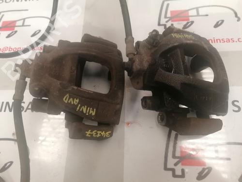 Used Right front brake caliper Right front brake caliper MINI MINI (R50, R53) Cooper (116 hp) 34587154 34587154