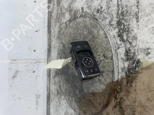 switch-mercedes-benz-c-class-coupe-c204-2011-34593160 main image