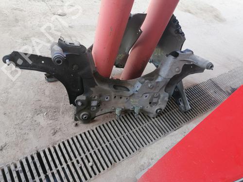 subframe-renault-megane-iii-hatchback-bz01_-b3_-2008-34586816 main image