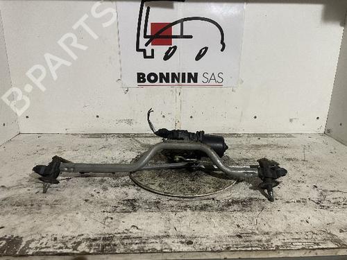 Used Front wiper motor RENAULT CLIO II (BB_, CB_) 1.5 dCi (B/CB07) (65 hp) 21573212