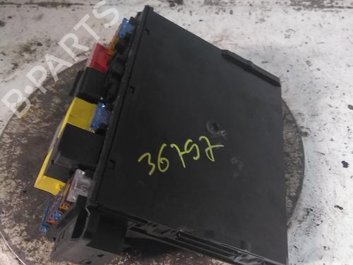 tailgate-mercedes-benz-c-class-w203-2000-2001-2002-2003-2004-2005-2006-2007-34595879 main image