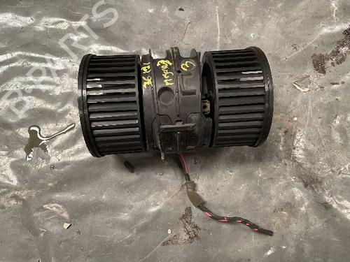 Used Heater blower motor RENAULT MEGANE III Hatchback (BZ0/1_, B3_) 1.5 dCi (86 hp) 21545506