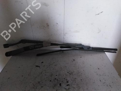Used Front windshield wiper arm Front windshield wiper arm KIA CEE'D Hatchback (ED) 1.6 CRDi 90 (90 hp) 34585062 34585062