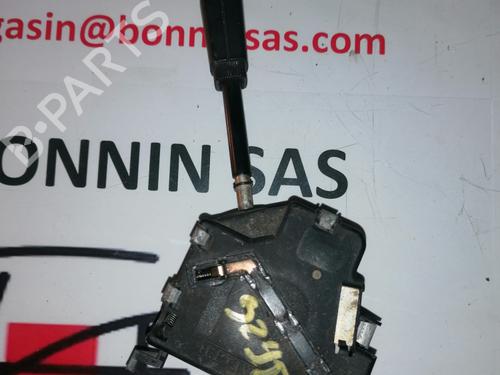 Used Steering column stalk Steering column stalk RENAULT RAPID Box Body/MPV (F40_, G40_) [1985-2001] 34586631 34586631