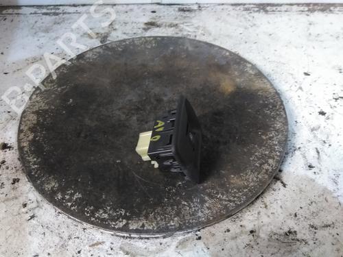 Used Right front window switch Right front window switch DACIA SANDERO II TCe 90 (B8M1, B8MA, B8AC) (90 hp) 34598023 34598023