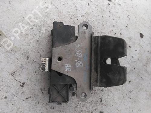 Used Tailgate lock VOLVO V50 (545) 1.6 D (110 hp) 29591361