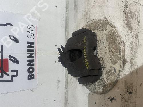 Used Left front brake caliper RENAULT SCÉNIC II (JM0/1_) 2.0 dCi (JM1K) (150 hp) 21546054