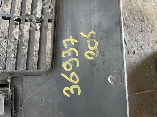 Used Grille PEUGEOT 206 Hatchback (2A/C) 2.0 HDI 90 (90 hp) 20636110
