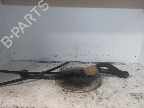 Used Front windshield wiper arm BMW 3 (E90) 318 d (143 hp) 20639484