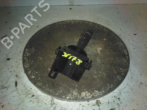 Used Switch RENAULT TWINGO II (CN0_) 1.2 16V (CN0K, CN0V, CN0A) (76 hp) 26936124