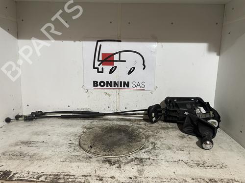 Used Gear lever Gear lever CITROËN C3 II (SC_) 1.4 HDi 70 (SC8HZC, SC8HR0, SC8HP4) (68 hp) 34592771 34592771