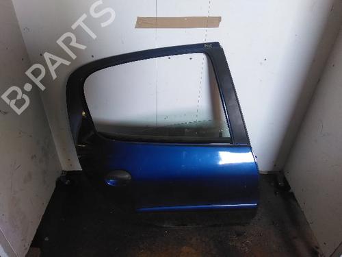 Used Right rear door PEUGEOT 206 Hatchback (2A/C) 1.4 i (75 hp) 25602541
