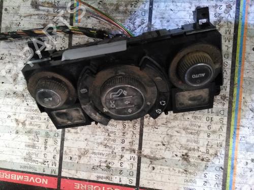 Used Climate control PEUGEOT 5008 (0U_, 0E_) 1.6 HDi (114 hp) 20635811