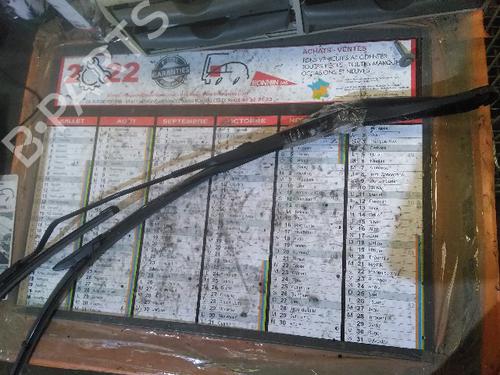Used Front windshield wiper arm RENAULT MEGANE II Coupé-Cabriolet (EM0/1_) 2.0 dCi (150 hp) 21576745