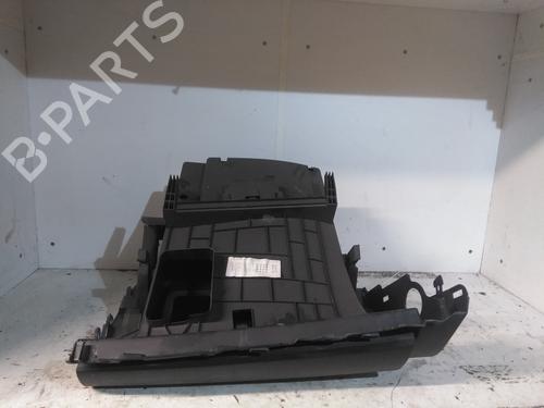 tailgate-renault-scenic-iii-jz01_-2008-2009-2010-2011-2012-2013-2014-2015-2016-34594266 main image