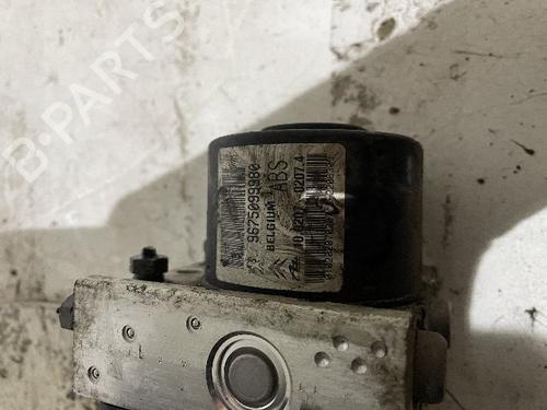 Used Servo brake CITROËN C3 II (SC_) 1.4 (73 hp) 21546013