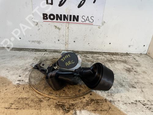 rear-center-seatbelt-dacia-duster-hs_-2010-2011-2012-2013-2014-2015-2016-2017-2018-34592788 main image