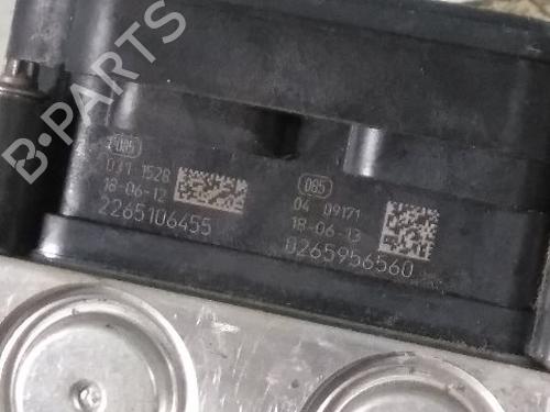 Used ABS pump DACIA SANDERO II TCe 90 (B8M1, B8MA, B8AC) (90 hp) 22180755