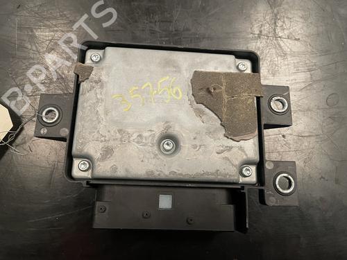 Travesaño Travesaño VW PASSAT B6 Variant (3C5) 2.0 TDI (120 hp) 34584582 34584582