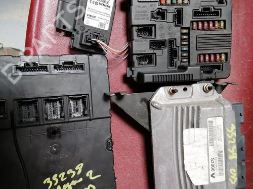 Used Engine control unit (ECU) Engine control unit (ECU) RENAULT MEGANE II (BM0/1_, CM0/1_) 1.6 16V (BM0C, CM0C) (113 hp) 34587871 34587871