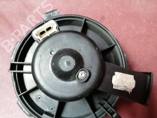 Used Heater blower motor Heater blower motor PEUGEOT 206+ (2L_, 2M_) 1.4 HDi eco 70 (68 hp) 34587736 34587736