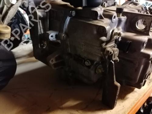 Gearbox RENAULT SAFRANE II (B54_) 2.2 dT (B54G) | BP20635276M3 
