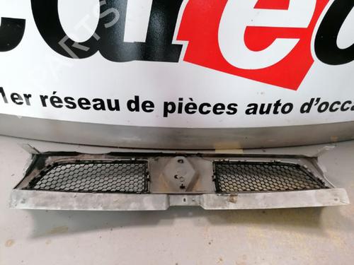 Used Grille RENAULT MASTER II Van (FD) 2.5 dCi 100 (FD0U, FD0V) (99 hp) 20636067