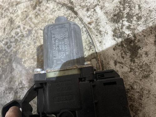 Front right window mechanism VW TRANSPORTER T6 Van (SGA, SGH, SHA, SHH) 2.0 TDI | BP24133762C23 