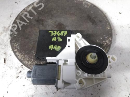 Used Right rear door Right rear door AUDI A3 Sportback (8PA) 1.6 TDI (105 hp) 34598818 34598818