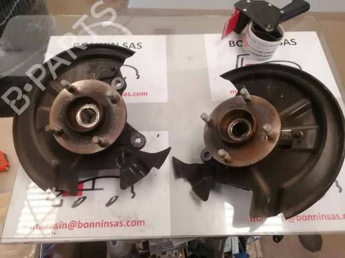 Used Left front steering knuckle FORD B-MAX (JK) 1.5 TDCi (75 hp) 21546097
