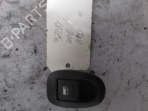 Højre bagtil elrude kontakt Højre bagtil elrude kontakt PEUGEOT 406 Break (8E/F) 2.0 HDI 110 (109 hp) 34600613 34600613