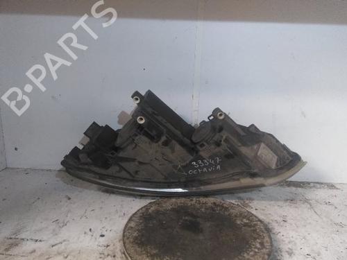 Used Right headlight SKODA OCTAVIA II (1Z3) 2.0 TDI 16V (140 hp) 20639172
