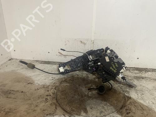 front-right-lock-mercedes-benz-c-class-coupe-c204-2011-34593157 main image