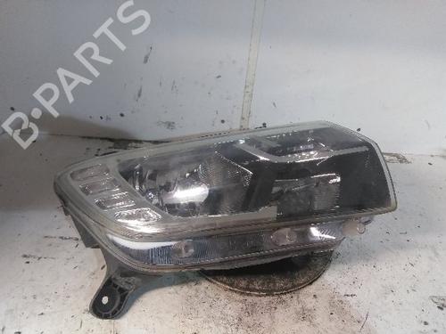 Used Right headlight DACIA SANDERO II TCe 90 (B8M1, B8MA, B8AC) (90 hp) 21516292