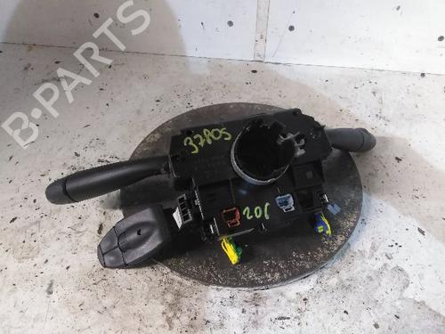 Used Steering column stalk PEUGEOT 206 Hatchback (2A/C) 1.4 i (75 hp) 27572687