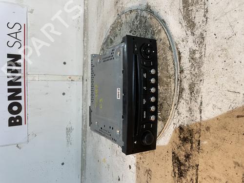Used Radio Radio CITROËN C3 II (SC_) 1.4 (73 hp) 34590455 34590455