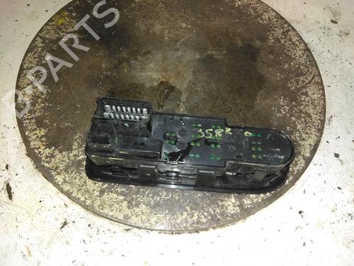 Used Switch Switch CITROËN C3 II (SC_) 1.4 HDi 70 (SC8HZC, SC8HR0, SC8HP4) (68 hp) 34584817 34584817