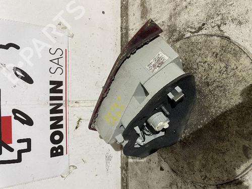 Used Left tailgate light PEUGEOT 308 SW II (LC_, LJ_, LR_, LX_, L4_) 1.6 BlueHDi 120 (120 hp) 27370521